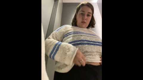 Media: suziemurray Stripchat 2024-11-20 13:00:00