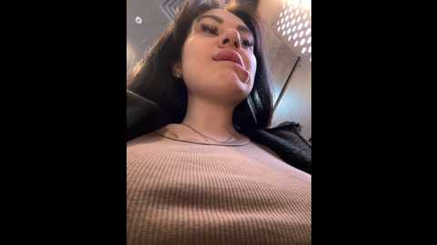 Media: wet__bunny Stripchat 2024-11-20 08:27:00