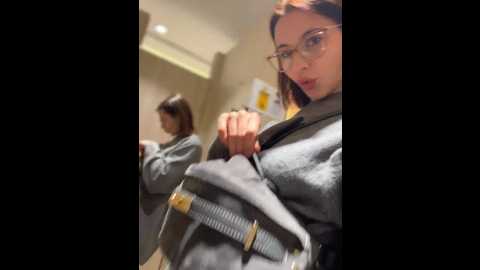 Media: camilla_railian Stripchat 2024-11-21 14:50:00