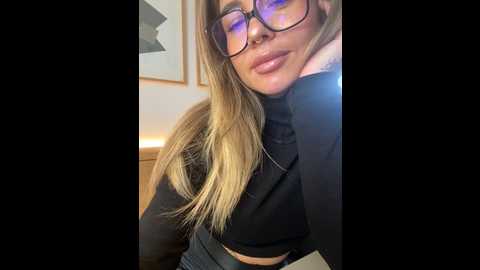 Media: etwas_neugierig Stripchat 2024-11-21 11:40:00