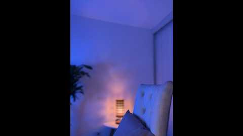 Media: im_valentina Stripchat 2024-11-21 01:26:00
