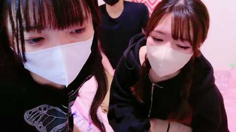 Media: irohani_usagi Stripchat 2024-11-21 16:42:00