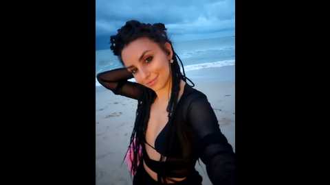 Media: izabella_bella Stripchat 2024-11-21 11:00:00