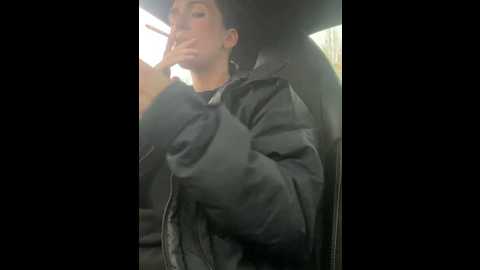 Media: lola_tentatiion Stripchat 2024-11-21 08:37:00