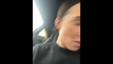 Media: lola_tentatiion Stripchat 2024-11-21 10:10:00