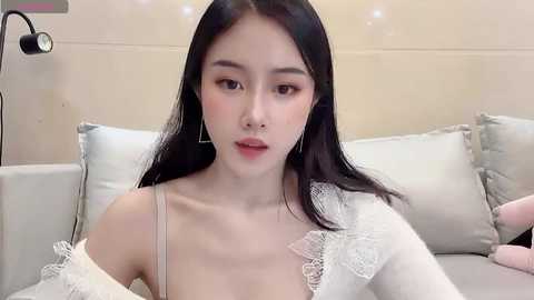 Media: ruoling_19 Stripchat 2024-11-21 12:07:00