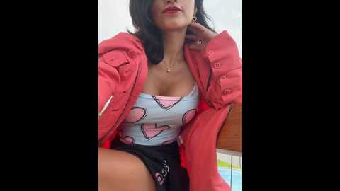 Media: sexi_noemi Stripchat 2024-11-21 16:17:00