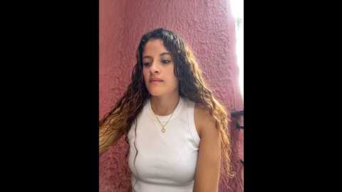 Media: alana15 Stripchat 2024-11-22 13:46:00