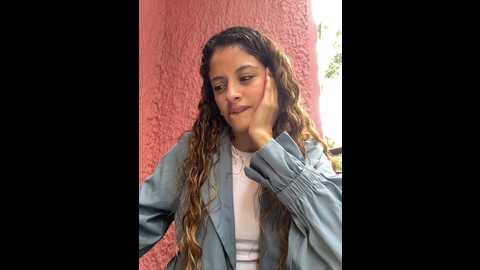 Media: alana15 Stripchat 2024-11-22 14:23:00