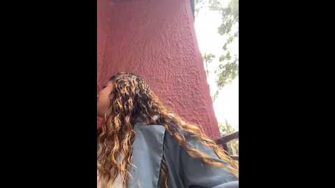 Media: alana15 Stripchat 2024-11-22 15:13:00