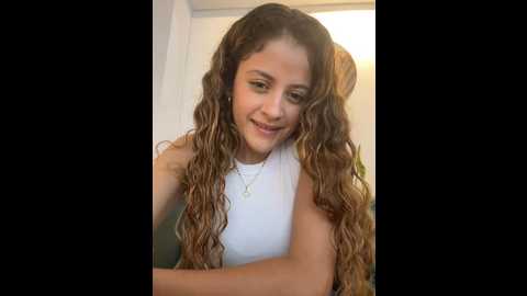 Media: alana15 Stripchat 2024-11-22 18:47:00