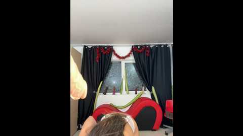 Media: alimela Stripchat 2024-11-22 17:38:00