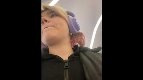 Media: baby__naughty Stripchat 2024-11-22 11:30:00