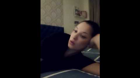 Media: catherine_la Stripchat 2024-11-22 13:42:00