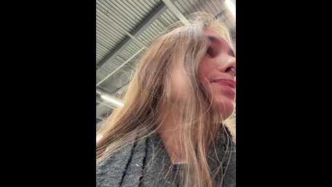 Media: cherry____pie Stripchat 2024-11-22 18:39:00