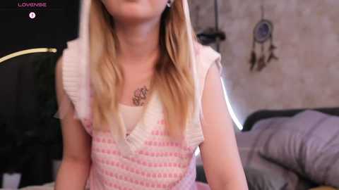 Media: dominikaelis Stripchat 2024-11-22 01:10:00