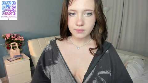 Media: hanahcute Stripchat 2024-11-22 02:05:00