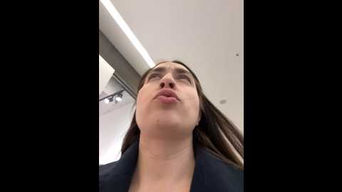 Media: holly_play Stripchat 2024-11-22 11:29:00