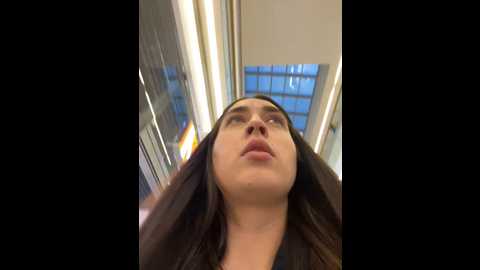Media: holly_play Stripchat 2024-11-22 13:09:00