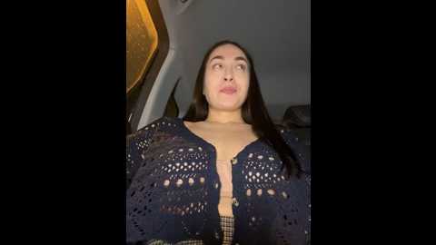 Media: holly_play Stripchat 2024-11-22 15:46:00
