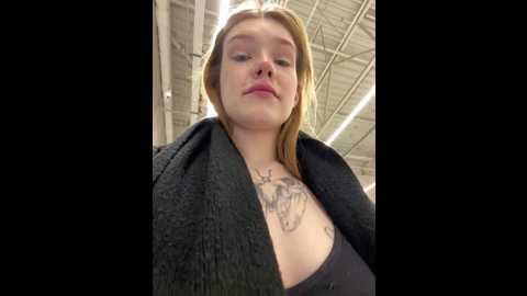 Media: honey___hot Stripchat 2024-11-22 14:40:00