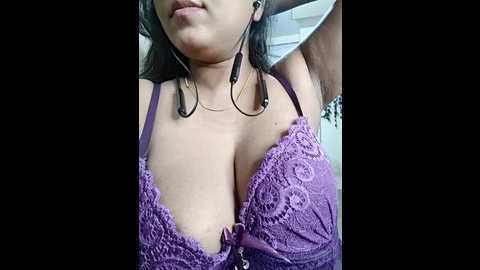 hot_joya1 @ stripchat on 20241122