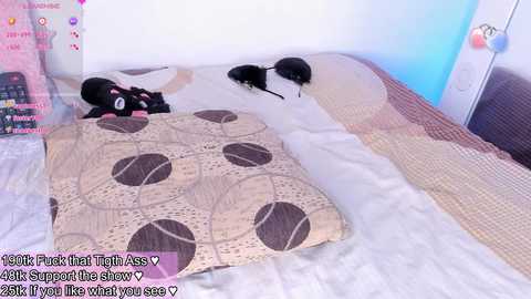Media: insatiable_couple4u Stripchat 2024-11-22 15:19:00