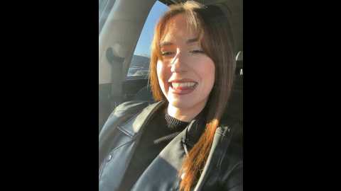 Media: lola_tentatiion Stripchat 2024-11-22 13:49:00
