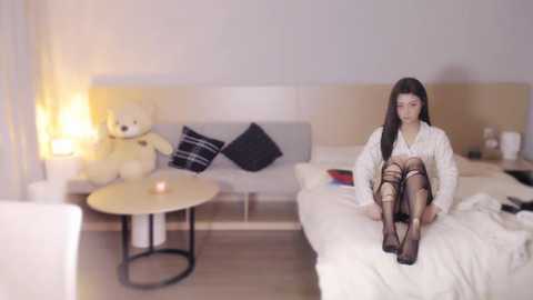 Media: lucky_baby Stripchat 2024-11-22 17:11:00