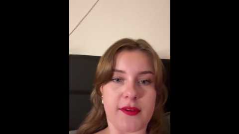 Media: maribelriver Stripchat 2024-11-22 18:14:00