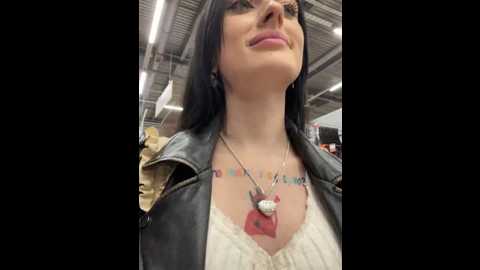 Media: melissa_crazy Stripchat 2024-11-22 19:21:00