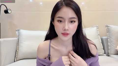 Media: ruoling_19 Stripchat 2024-11-22 13:47:00