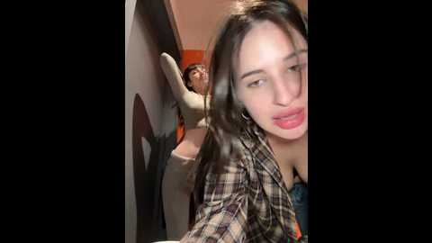 Media: sophie_avory Stripchat 2024-11-22 14:34:00
