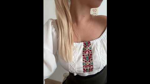Media: streetdoll Stripchat 2024-11-22 08:07:00