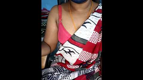 Media: tamil_hotwife Stripchat 2024-11-22 09:13:00