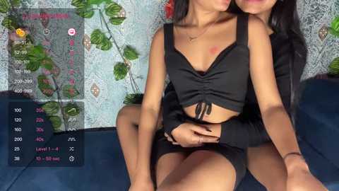 Media: wild_sona_mona Stripchat 2024-11-22 03:30:00