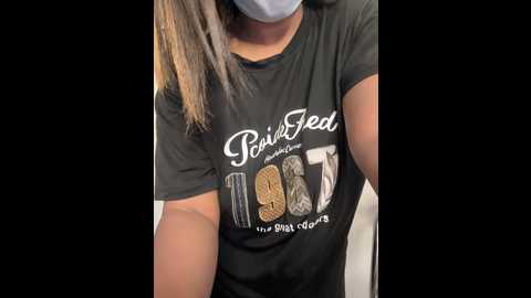 Media: kitty_4_you Stripchat 2024-11-23 18:55:00