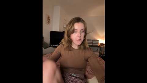 Media: maribelriver Stripchat 2024-11-23 00:27:00