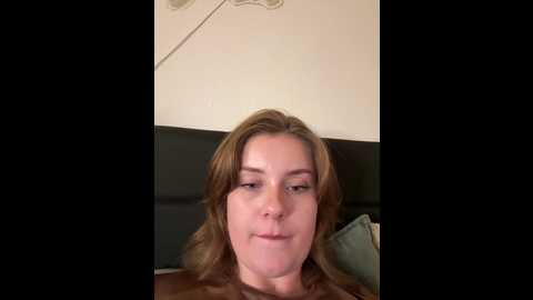 Media: maribelriver Stripchat 2024-11-23 01:08:00