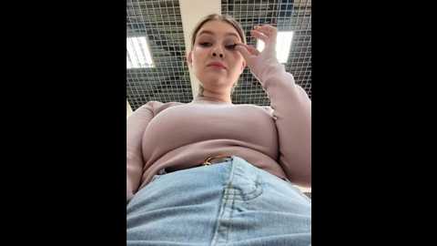 Media: morphine_666 Stripchat 2024-11-23 04:25:00