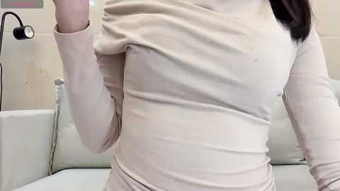 Media: ruoling_19 Stripchat 2024-11-23 17:08:00
