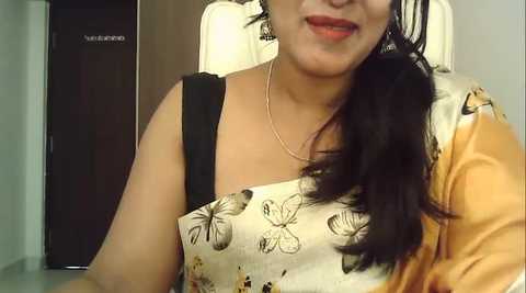 Media: spandana_sweety Stripchat 2024-11-23 08:18:00