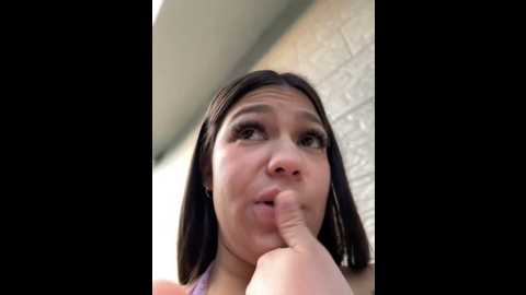 Media: alyshanon18 Stripchat 2024-11-24 22:29:00