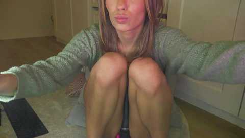Media: hotbella_ Stripchat 2024-11-24 05:50:00