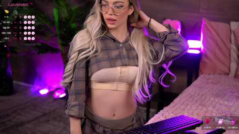 Media: kyliejoyce Stripchat 2024-11-24 04:42:00