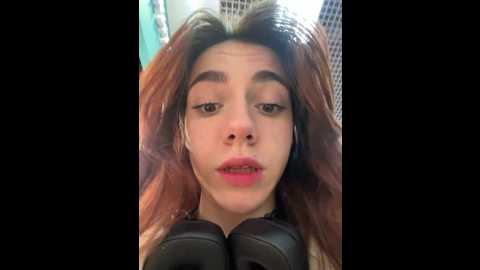Media: lily__belle Stripchat 2024-11-24 13:10:00