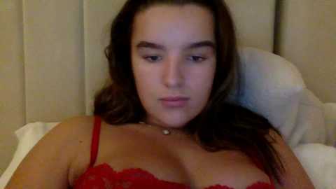 Media: maisie_smith Stripchat 2024-11-24 22:36:00