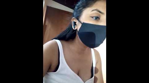 Media: nehadarling200 Stripchat 2024-11-24 11:21:00