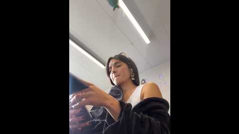 Media: sam_sara Stripchat 2024-11-24 18:27:00