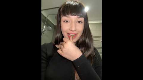 Media: sophie_avory Stripchat 2024-11-24 14:43:00